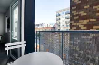 SLU 1BR w Parking Gym views of Space Needle SEA-275 - 6