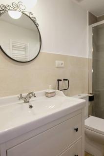 Casa de pueblo adosada, en la zona rural de Gijón. - 4