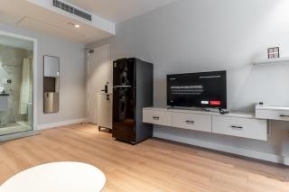The Rixx Lancaster Apartment @ D1/ Netflix/bathtub - Ho Chi Minh - 2