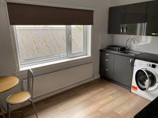 7 BR for 10 people in town - Stornoway - 2