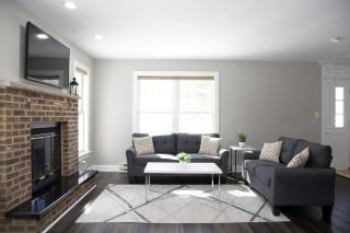 AMAZING Home with PRIVATE POOL, GAME ROOM & FIRE PIT! - East Stroudsburg - 5