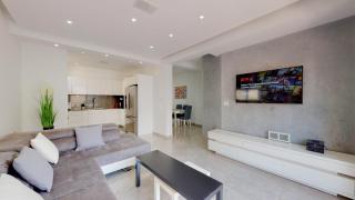 Double Face by HolyGuest - Tel Aviv - 2