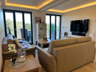 Avella "Sundowner" mit Meerblick, Innenpool und eigener Wallbox - Binz - 5