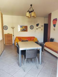 Casa Blu mare, Rosso Vulcano - 8