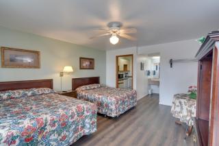 Loveland Vacation Rental Pets Welcome - 4