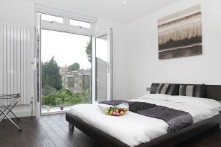 Holiday Lets London - I4 - 7