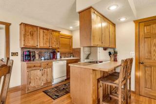 Bear Cabin Getaway - Reeds Spring - 5