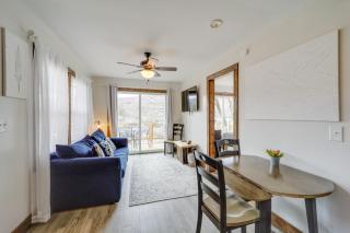 Hilltop Hideaway with Scenic Views and Hot Tub! - West Jefferson - 5