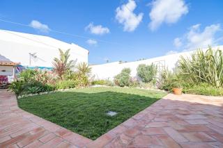 Peaceful, spacious & stylish, a real home! - 9