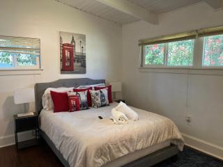 Recently renovated Haven in Brookhaven. - Atlanta - 6