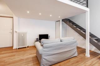 Easylife - Sofisticato studio con soppalco a due passi dalla Stazione Centrale - Milan - 2