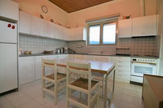 Mata's Spacious Apartment - Astros - 1