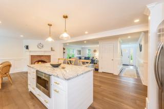 21 Moon Compass Lane Sandwich - - Moon Compass Escape - Sandwich - 8