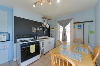 Pet-Friendly Apartment in Wildwood Less Than 1 Mi to Beach - 3