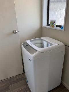 Peaceful Riverfront cottage in small northland town - 1