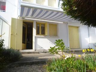 Maison F6 en centre-ville de Royan, à 150m de la plage, avec garage et jardin - FR-1-71-55 - Royan - 9