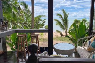 FRONT BEACH BUNGALOW - OUTDOOR SHOWER - Working Desk - Koh Samui - 9