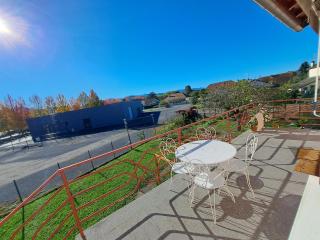 T2 AVEC TERRASSE - 3