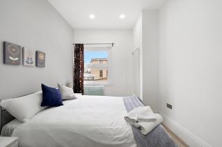 3BR Duplex Penthouse Harrow centre - Harrow - 2