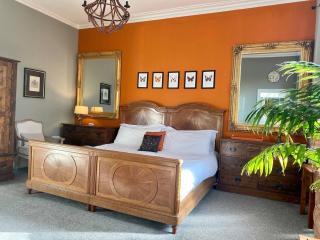 Lyndhurst - Victorian villa with heated pool - Roby - 7