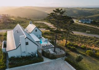 Sky Villa Boutique Hotel by Raw Africa Collection - Plettenberg Bay - 5