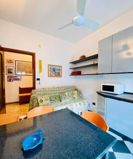 Hostdomus - Bilocale sul borgo - Finale Ligure - 2