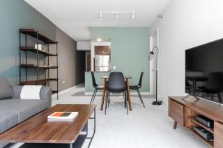 Loop 1BR w Pool Gym nr Financial District CHI-251 - Chicago - 9