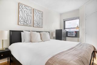 Gold Coast 1BR w Doorman Gym 2 blocks to L CHI-551 - Chicago - 3