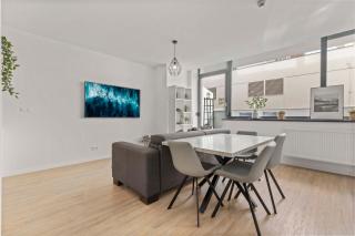 LAM Waves - AC - TERRACE - Bratislava - 7