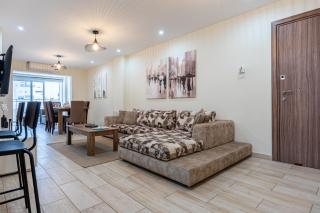 Celeste 3-Bedroom Apartment in Larnaca - Larnaca - 9