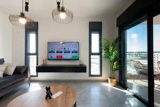 O&O Group - Luxury APT/3 BR/New Tower/Parking - Or Yehuda - 8