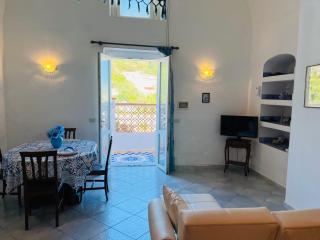 Lunatica Immobilevante - Ponza - 2