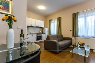 Central apartments near the Beach - 8