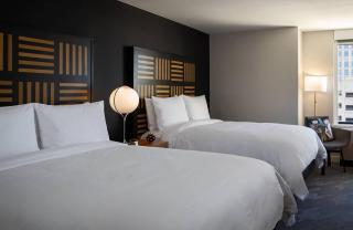 Renaissance Des Moines Savery Hotel - Des Moines - 4