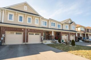 New 3BR Townhouse, Minutes to Niagara Falls and Brock University by GLOBALSTAY - 9
