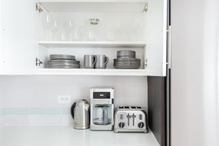 Midtown E Studio w WD nr Central Park NYC-530 - 5