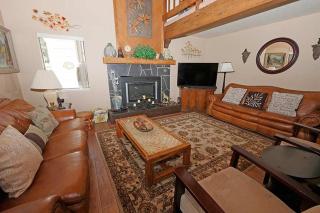 1240 Timber Lane home - 6