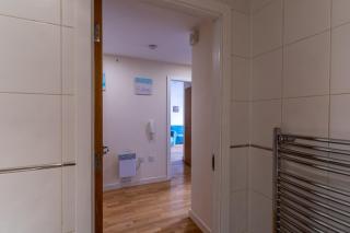 Spacious 2BDR Flat for 5 in City Centre - Liverpool - 2