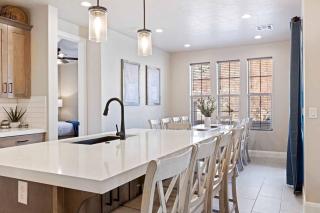 Five-Bedroom Townhouse - Washington - 5
