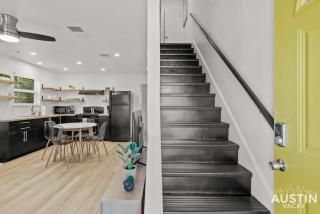 Recently Renovated E Austin Duplex and Free Parking - Austin - 2