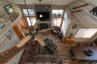 Seven Springs Sunridge 3 Bedrooms Premium Condo, Pet Friendly! condo - 3