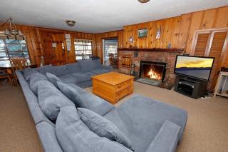 3664 Birch Avenue cabin - 8