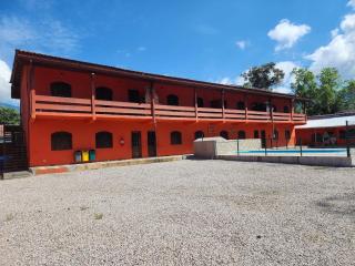 0001.08 - Maranduba - Apto - 2 Dormitório - 8 Pessoas - 2 Quadras Do Mar - Piscina - Wi-Fi (Excursão 96 Pessoas) - 1