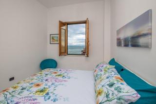 Mamma Rosa Be Home - 7