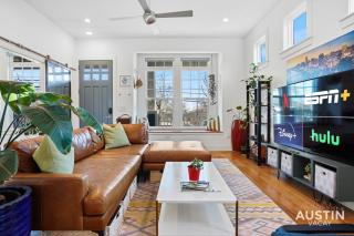 Impressive East Austin Gem Home That Has it All - Austin - 1