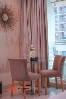 Al Ashrafia Saray - Extraordinary Studio in Canal View - Dubai - 3