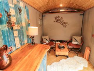 The Hideaway, Shepherd's Hut - Scarborough - 5