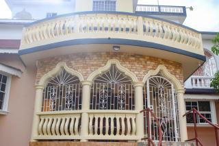 Van Villa Guesthouse - Negril - 6