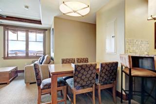 One Ski Hill Place S8412 - 3