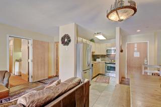 River Mnt Lodge W105D - 0